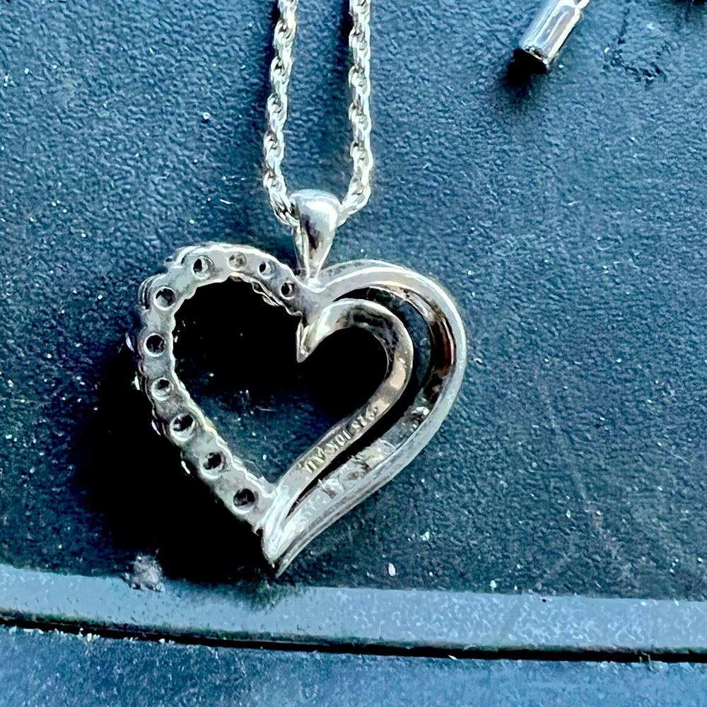 .925 ss 20” rope chain with.925ss/14k heart w/diamonds/amethyst stones